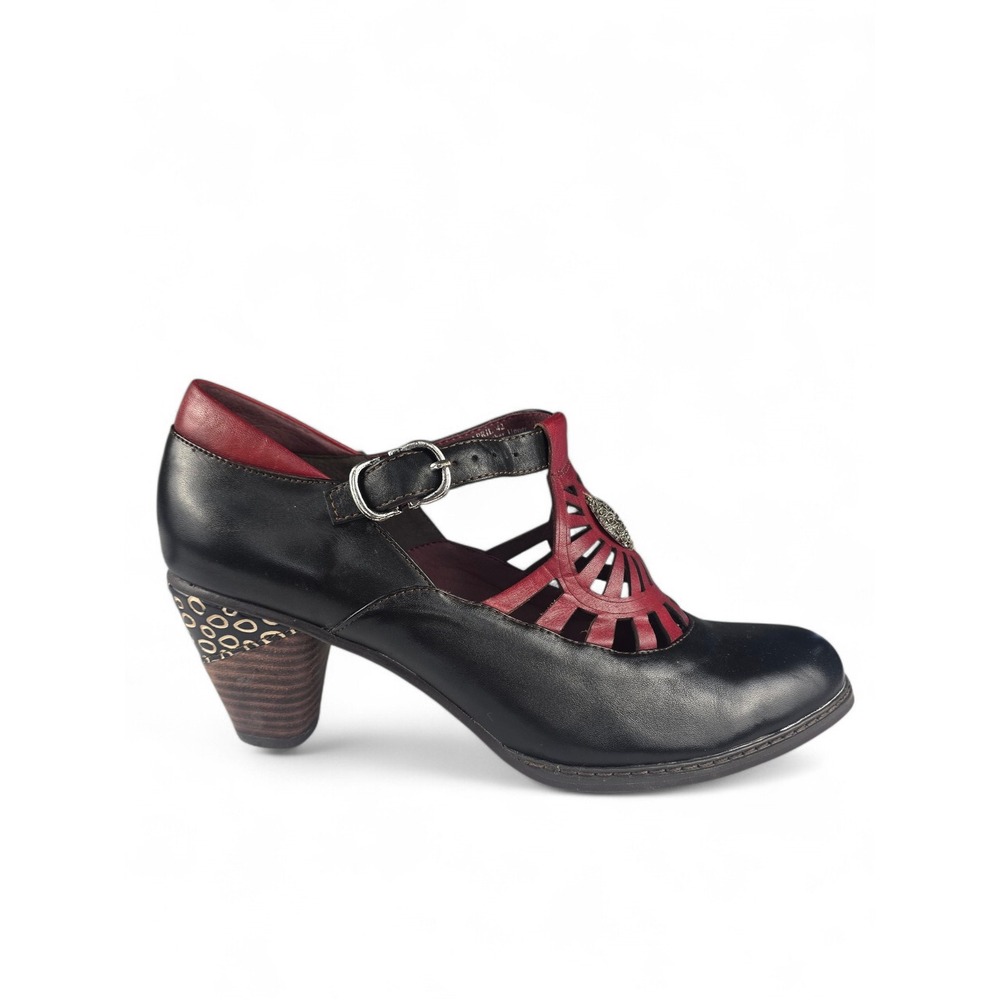 L'Artiste Spring Step April Leather T-Strap Cutout Pumps Heels Size 42 ☆